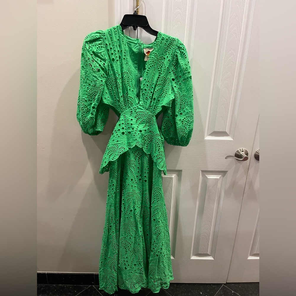 Green Farm Rio Dress, midi, brand new with tags, size M.